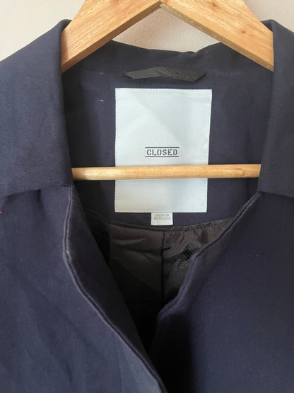 Closed Coat