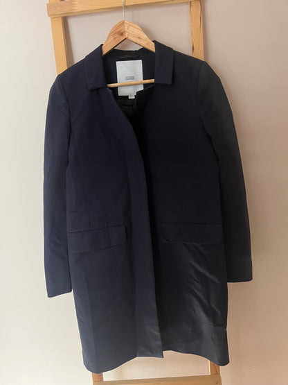Closed Coat