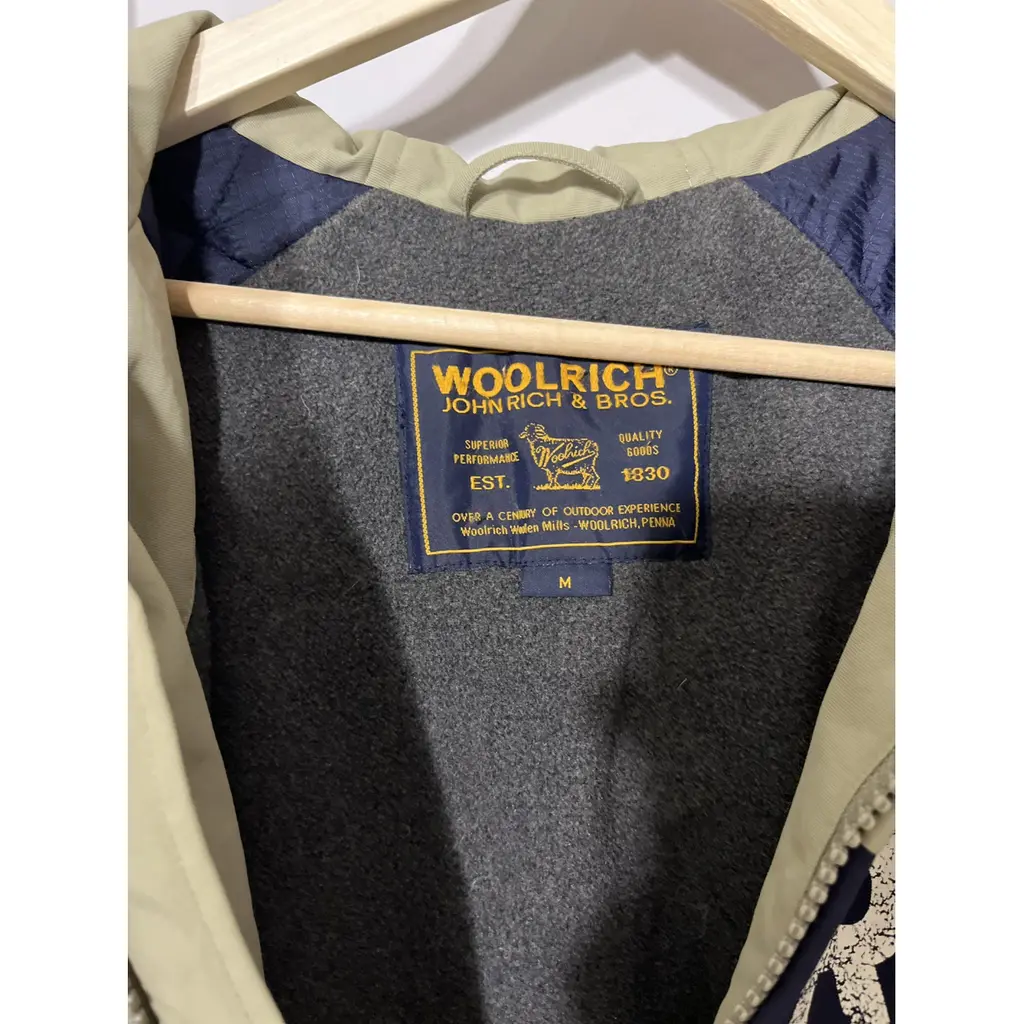 Woolrich Hooded Jacket